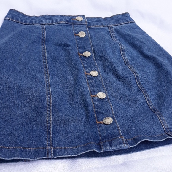 High Rise Front Button Skirt - Picture 2 of 5